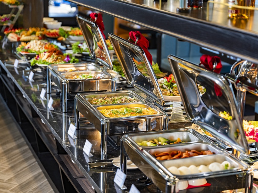 Ăn trưa buffet tr&ecirc;n du thuyền La Casta